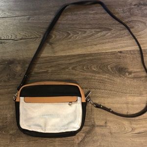 Jessica Simpson metallic crossbody bag